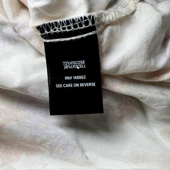 Torrid - Button-Up Blouse Size 2 - Pastel Floral Pattern - Picture 7 of 10